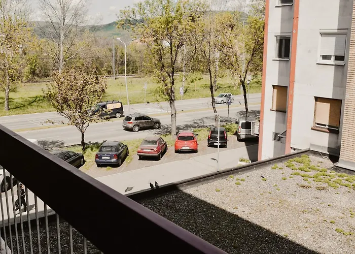 Eleven شقة كرالييفو